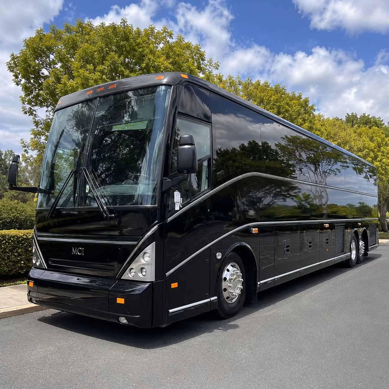 shuttle your aggie game day guests and corporate groups to kyle field with ease